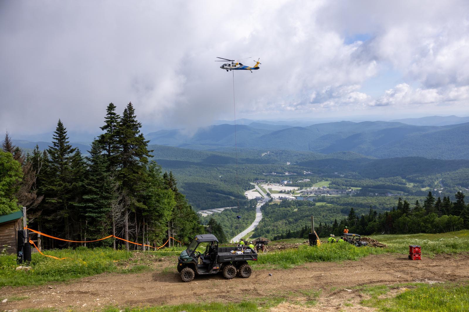 Heli flies in concrete